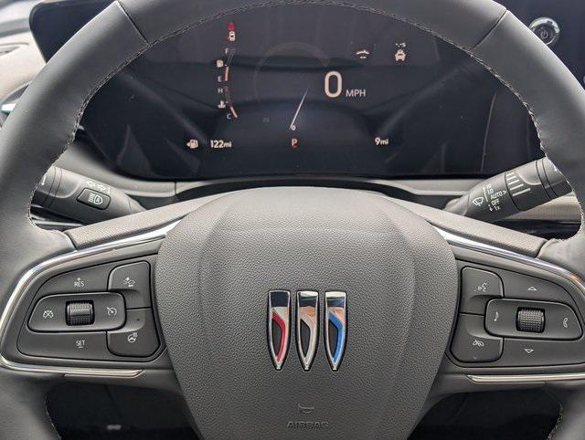 new 2025 Buick Envista car, priced at $31,385