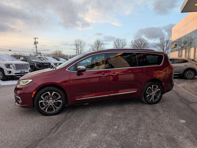 used 2022 Chrysler Pacifica car, priced at $43,198