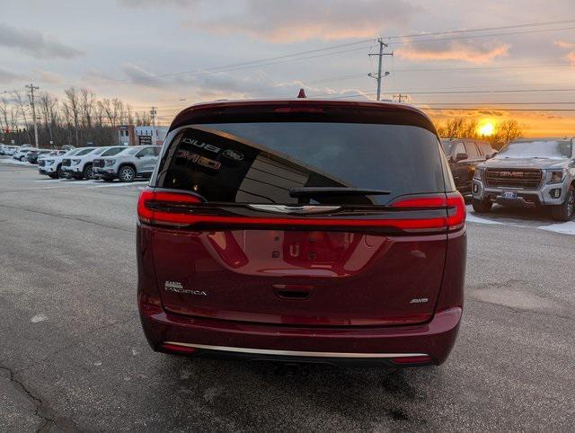 used 2022 Chrysler Pacifica car, priced at $43,198