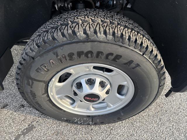 new 2025 GMC Sierra 2500 car, priced at $65,990