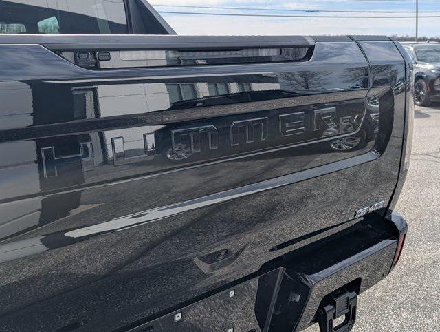 new 2025 GMC HUMMER EV Pickup car, priced at $92,055