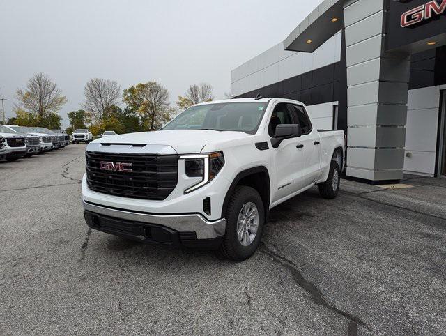 new 2025 GMC Sierra 1500 car, priced at $45,755