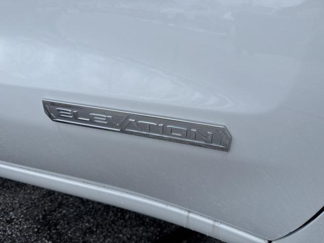 new 2026 GMC Sierra 1500 car, priced at $44,078