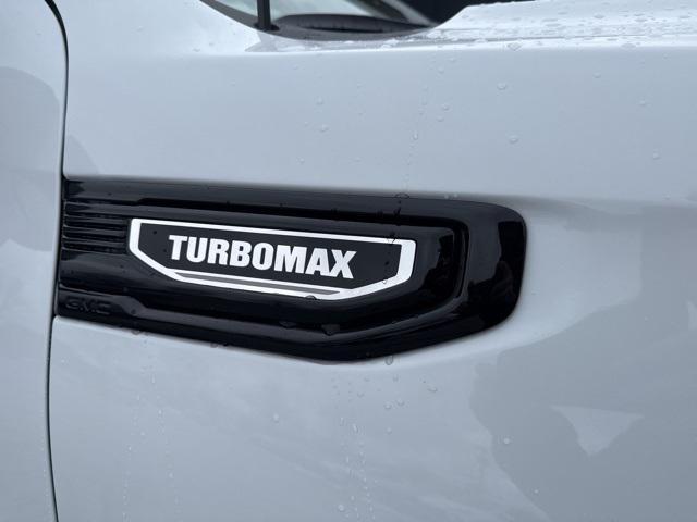 new 2026 GMC Sierra 1500 car, priced at $44,078