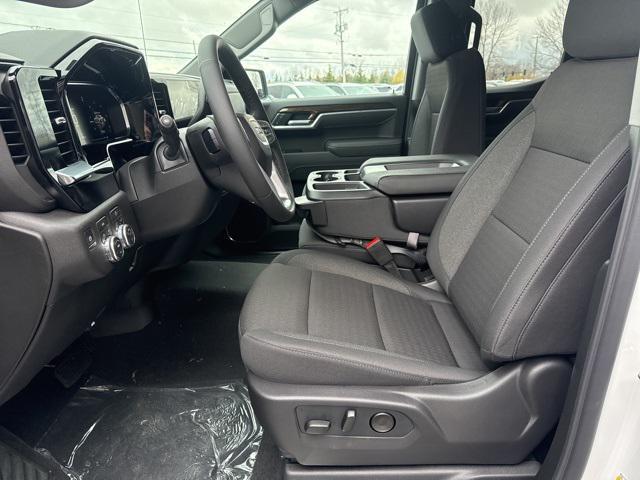new 2026 GMC Sierra 1500 car, priced at $44,078