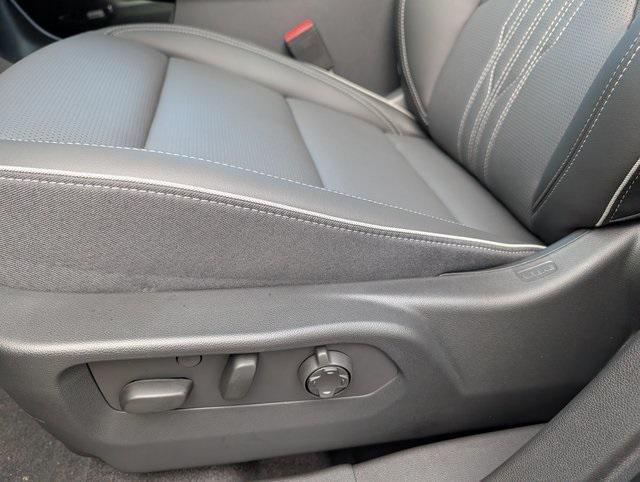 new 2025 Buick Envision car, priced at $45,095