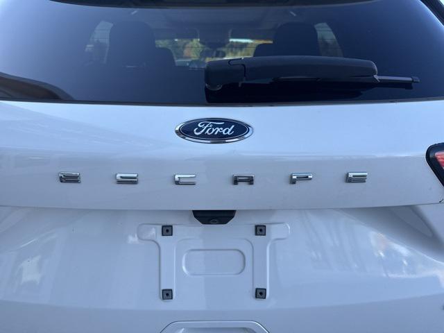 used 2020 Ford Escape car, priced at $14,848