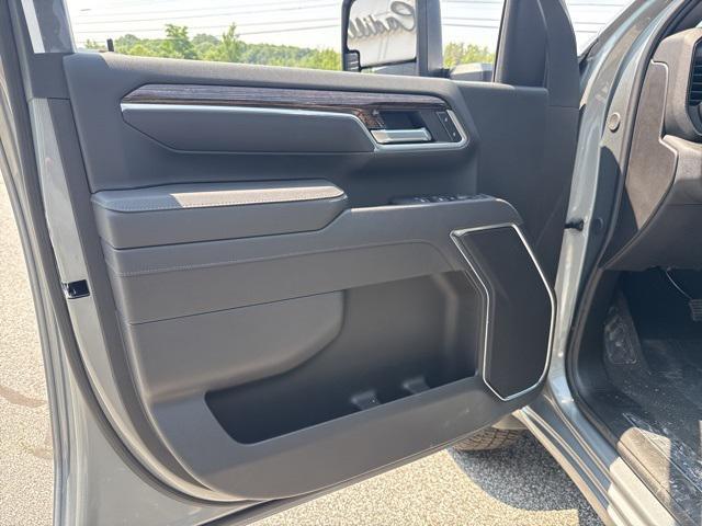 new 2025 GMC Sierra 3500 car, priced at $63,270