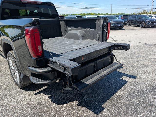used 2021 GMC Sierra 1500 car, priced at $40,000