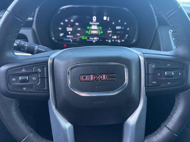 used 2022 GMC Yukon XL car, priced at $47,998