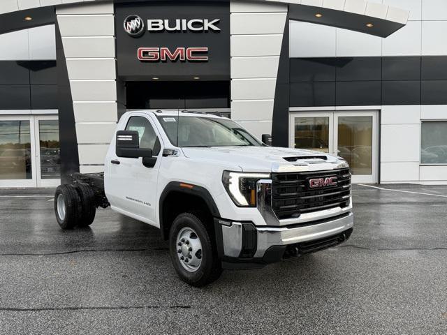new 2026 GMC Sierra 3500 car, priced at $54,018
