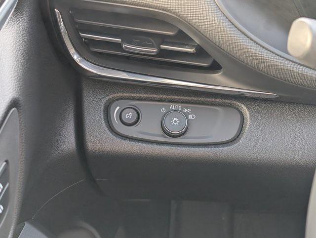 new 2025 Buick Envista car, priced at $26,535