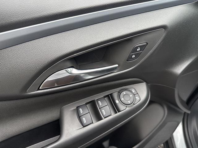 new 2025 Buick Envista car, priced at $24,595