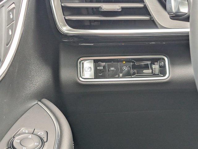 new 2025 Buick Envision car, priced at $39,240