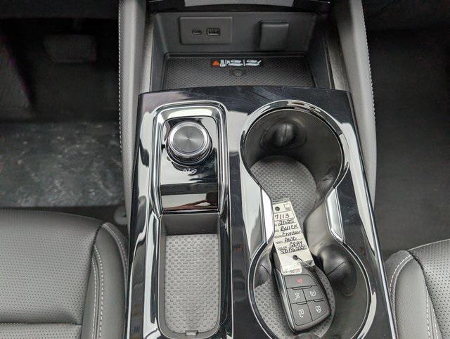new 2025 Buick Envision car, priced at $40,235
