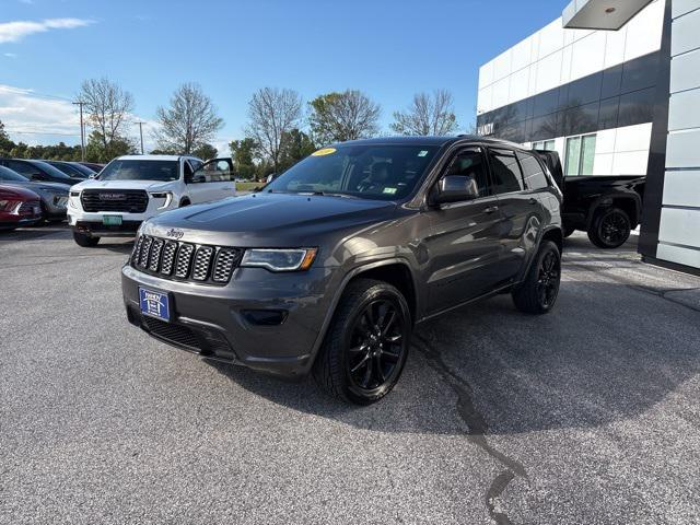 used 2020 Jeep Grand Cherokee car, priced at $25,000