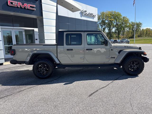 used 2022 Jeep Gladiator car, priced at $35,498