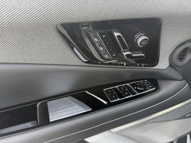 new 2025 Cadillac OPTIQ car, priced at $55,410