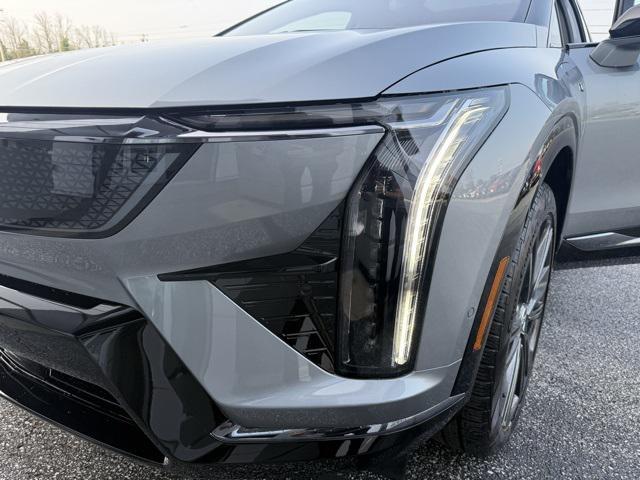new 2025 Cadillac OPTIQ car, priced at $55,410