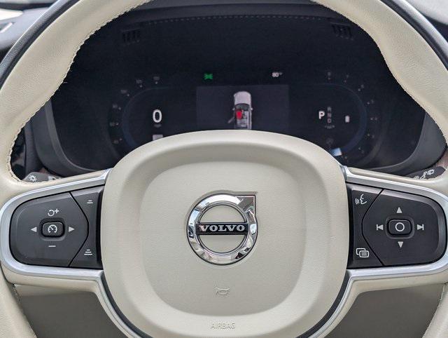 used 2022 Volvo XC60 car, priced at $32,398