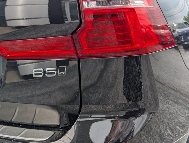 used 2022 Volvo XC60 car, priced at $32,398