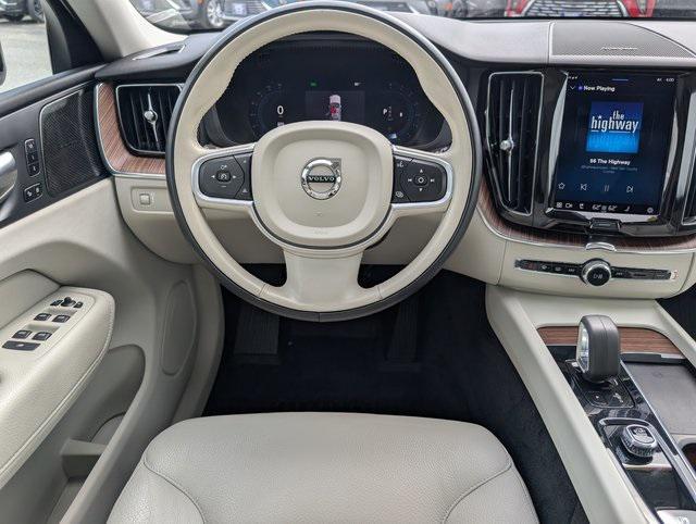 used 2022 Volvo XC60 car, priced at $32,398