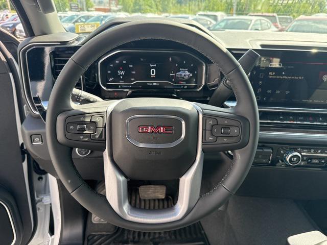 new 2025 GMC Sierra 1500 car, priced at $47,695
