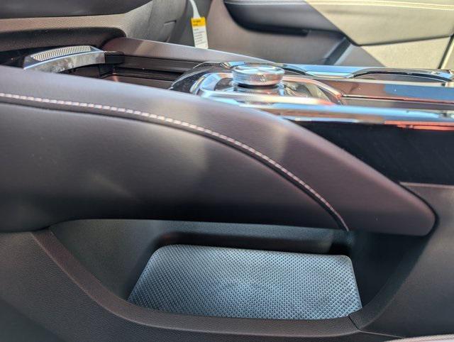 new 2025 Buick Envision car, priced at $41,430