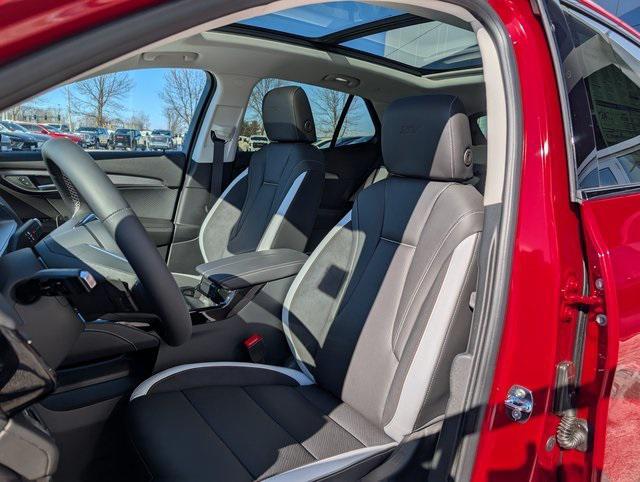 new 2025 Buick Envision car, priced at $41,430