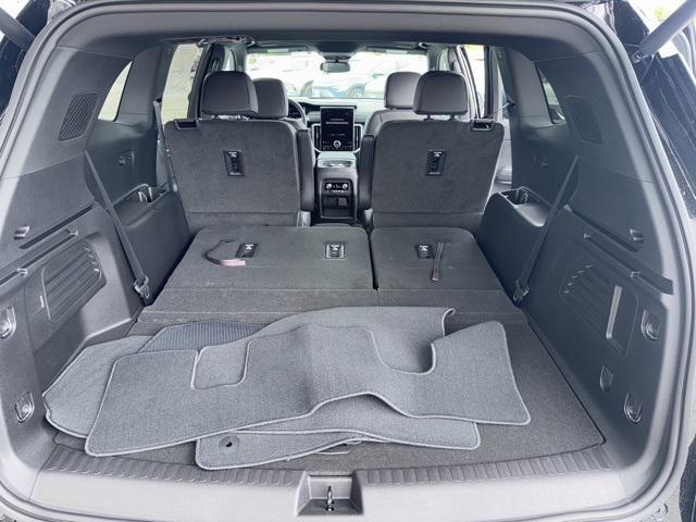 new 2025 GMC Acadia car, priced at $54,925