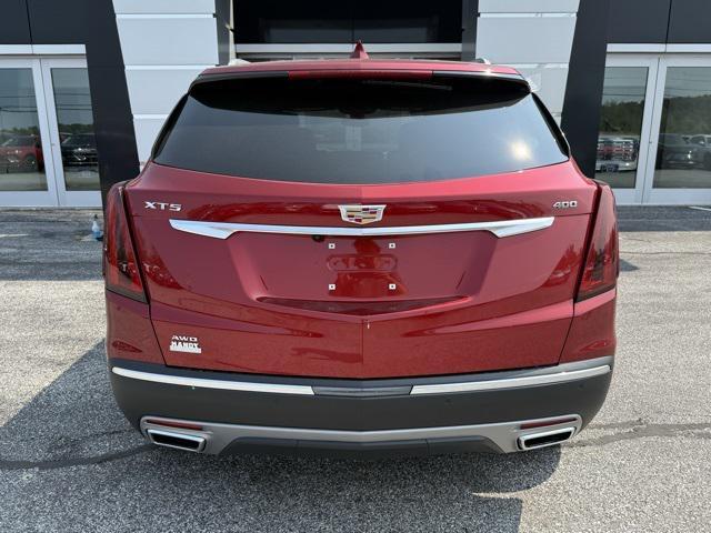 new 2025 Cadillac XT5 car, priced at $55,740