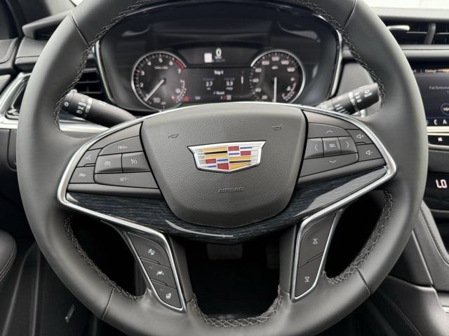 new 2025 Cadillac XT5 car, priced at $54,365