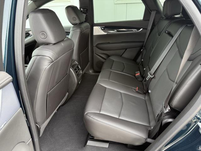 new 2025 Cadillac XT5 car, priced at $54,365