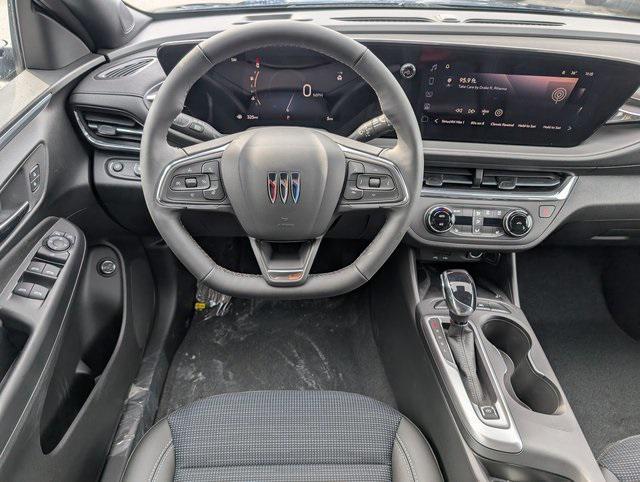 new 2025 Buick Envista car, priced at $26,680