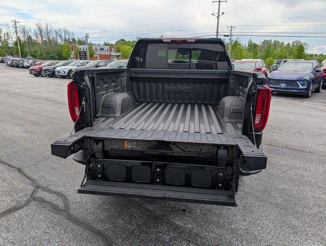 new 2025 GMC Sierra 1500 car, priced at $73,075