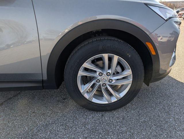 new 2025 Buick Envista car, priced at $26,930
