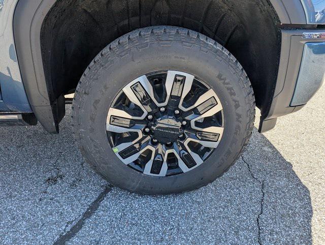 new 2025 GMC Sierra 2500 car, priced at $97,070