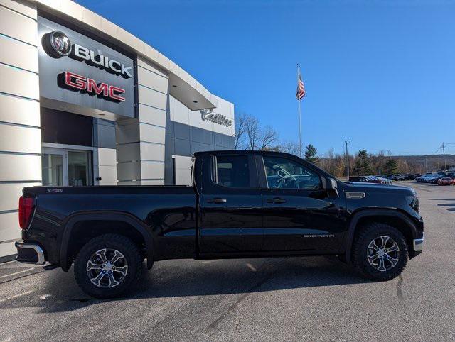 new 2025 GMC Sierra 1500 car, priced at $53,010