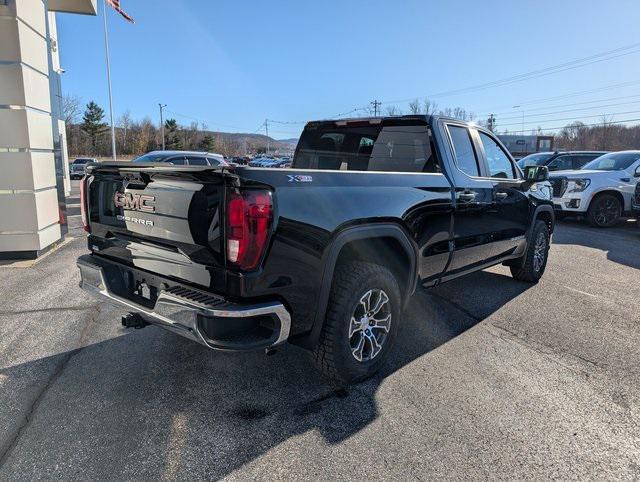 new 2025 GMC Sierra 1500 car, priced at $53,010