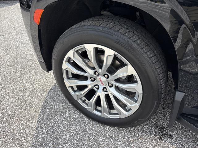 used 2023 GMC Yukon XL car, priced at $71,448