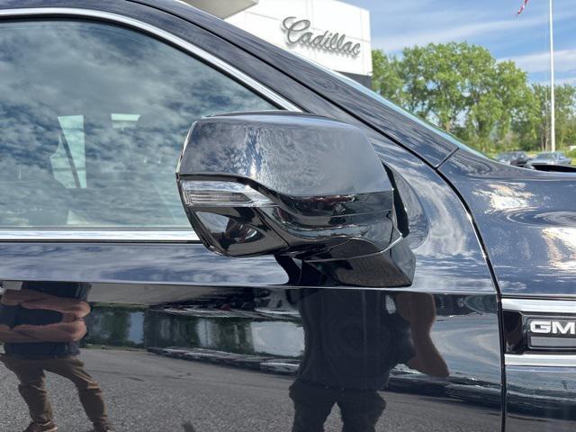 used 2023 GMC Yukon XL car, priced at $71,448