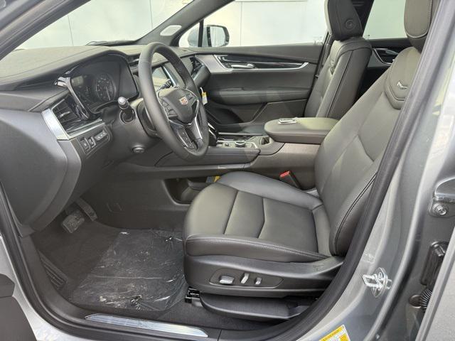 new 2025 Cadillac XT5 car, priced at $56,790