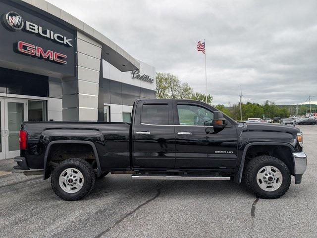 used 2017 GMC Sierra 2500 car, priced at $27,998