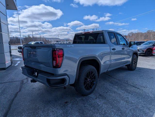 new 2025 GMC Sierra 1500 car, priced at $47,645