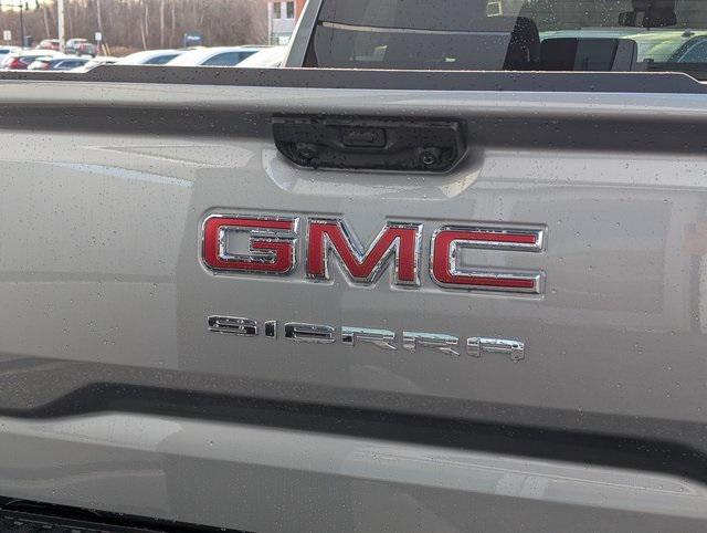 new 2025 GMC Sierra 1500 car, priced at $56,040