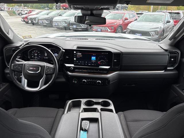 used 2022 GMC Sierra 1500 car, priced at $38,998