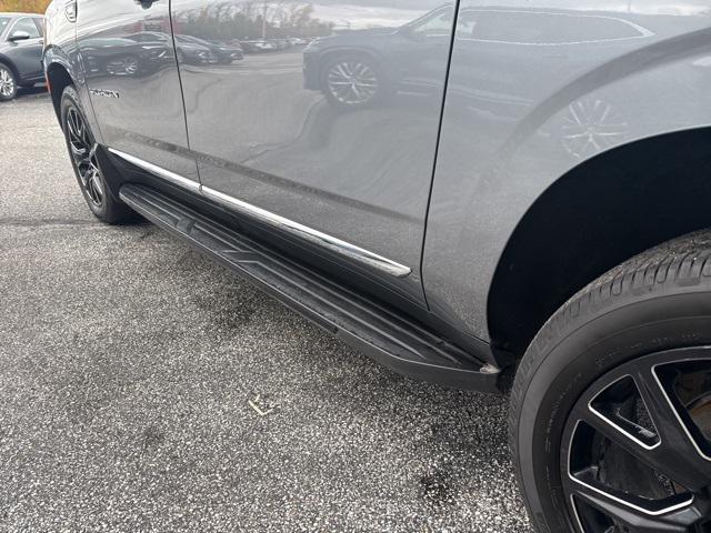 used 2021 GMC Yukon XL car, priced at $45,887