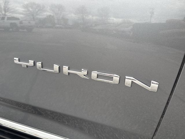 used 2021 GMC Yukon XL car, priced at $45,887