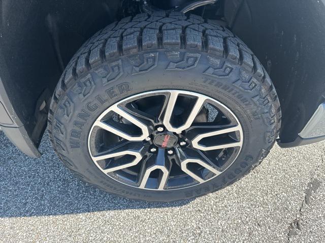 new 2026 GMC Sierra 1500 car, priced at $65,279