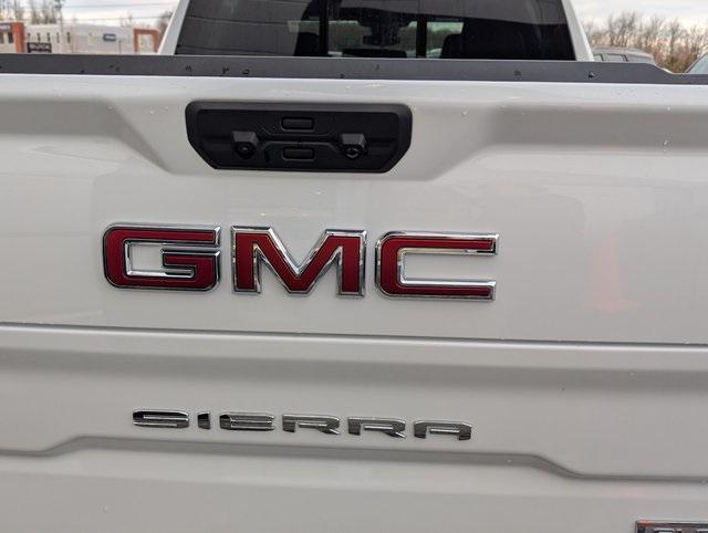 new 2025 GMC Sierra 1500 car, priced at $65,175